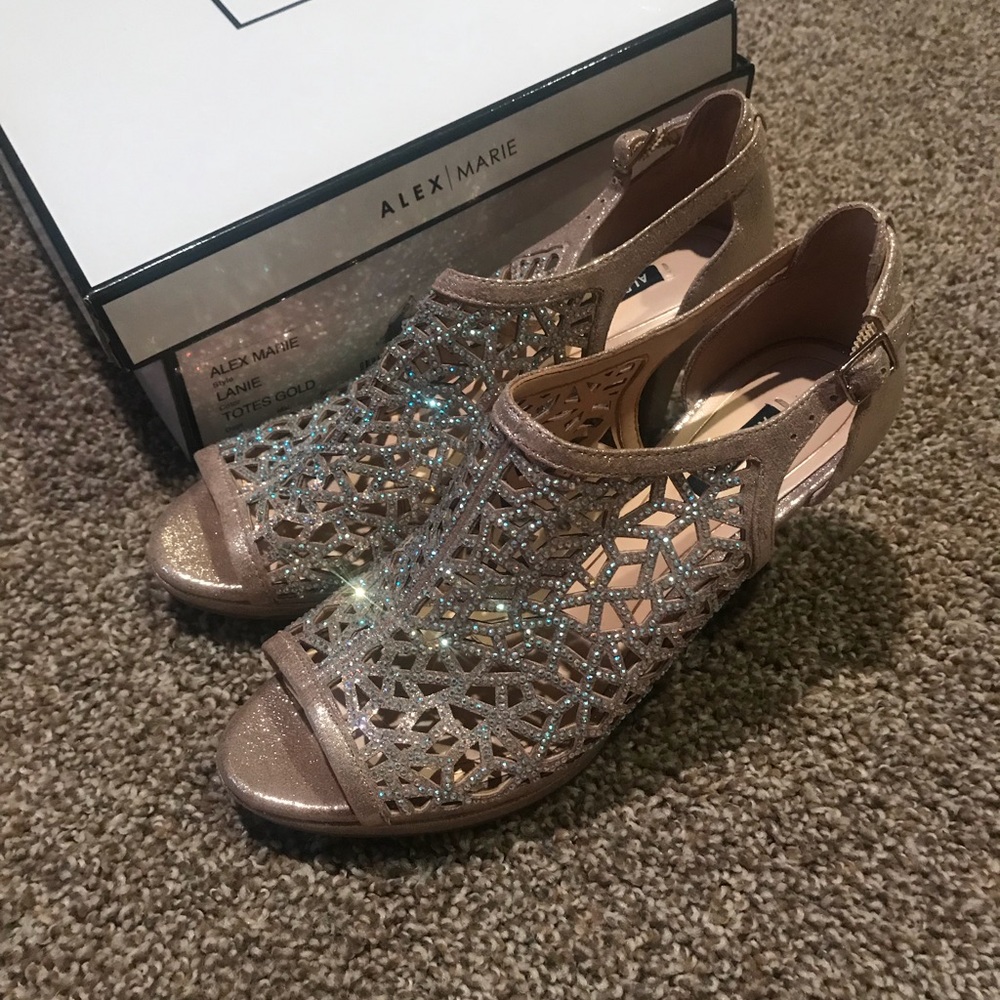 Gold heels size 7